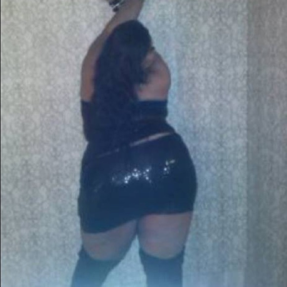 Meet your Posher, Alaina - Picture 1 of 4